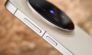 原创 
            vivo更激进了，2亿像素+100倍变焦+6510mAh，旗舰新机“一跌再跌”