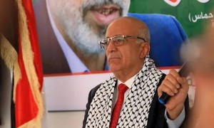 胡塞高层正准备庆祝，空中突然飞来10枚钻地弹，直接被以军“一网打尽”