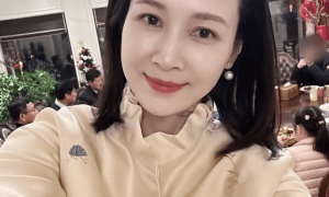 46岁童蕾近况曝光！老公被判刑欠下1.4亿债务，带女儿回农村生活