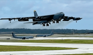 储备数千颗新型核弹头 升级46架重型远程战略轰炸机：全面备战！