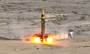 拉里贾尼遇害！以色列称还有惊喜，伊朗已无退路，中东冲突还要死多少人？