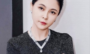 知名演员嫁大44岁老艺术家，现丈夫91岁垂垂老矣，她47岁貌美如花