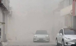 “扬尘逼迁”：比扬尘更刺眼的，是“操作失误”的敷衍丨中听