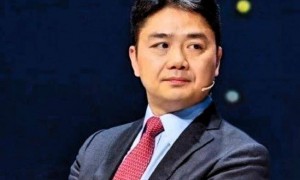 巴黎那帮毛贼估计肠子都悔青了，费大劲搬空京东仓库，结果偷回去一堆“电子板砖”！巴黎北郊那个凄风苦雨的冬夜里，这群来自跨国犯罪集团的职业惯偷，原本以为自己导演了一出完美的“好莱坞大片”。此时此刻，他们那颗因得手而狂跳的心脏恐怕早已凉了半截。对着抢回去的那堆堆满屋子的荣耀、OPPO手机…